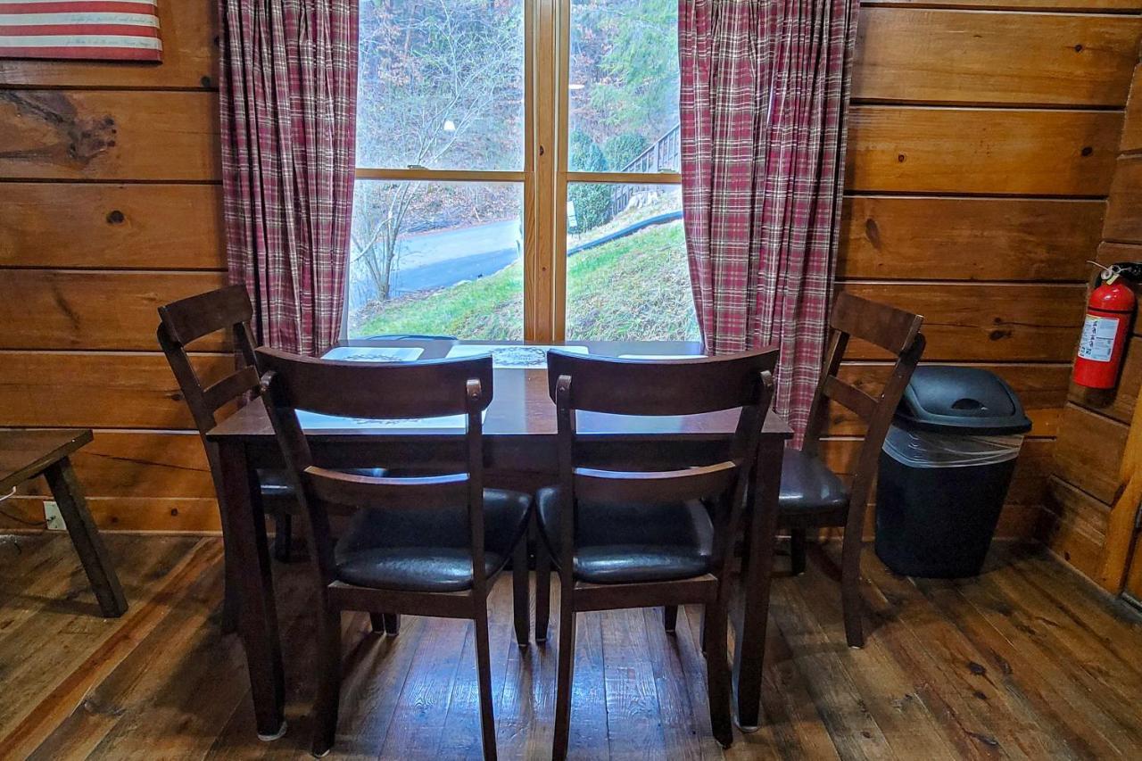 Smokies Retreat Holiday home
